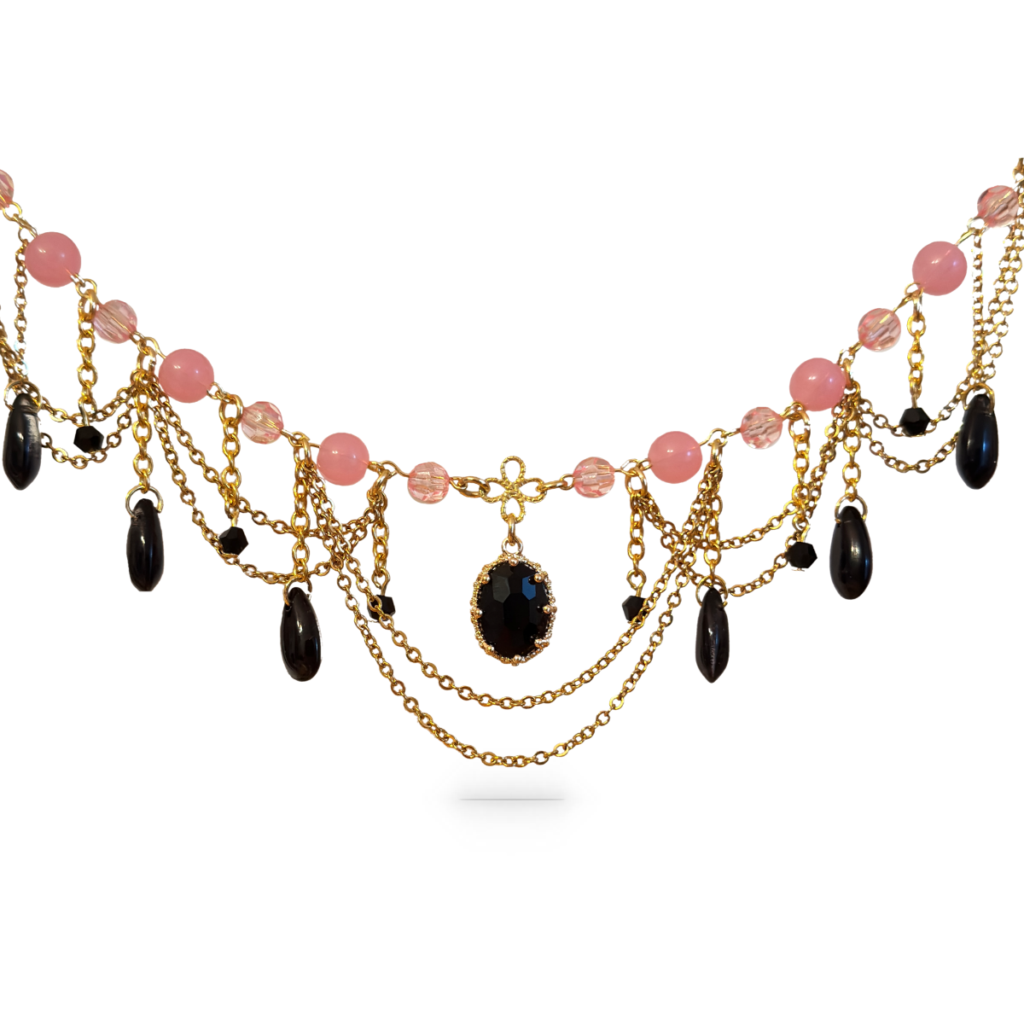 "Pink & black beaded necklace"